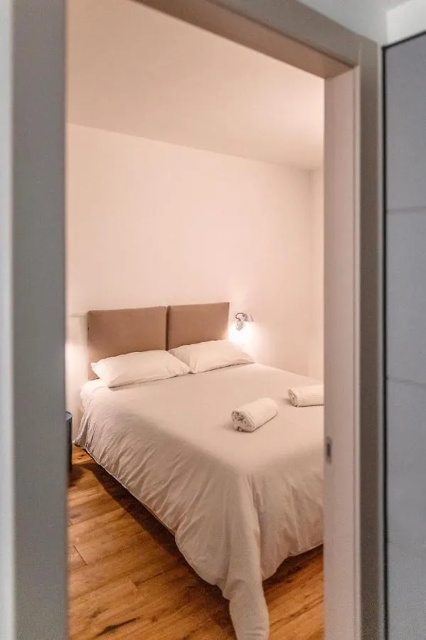 Welive Trapani - Luxury Apartments 2*,  Italien